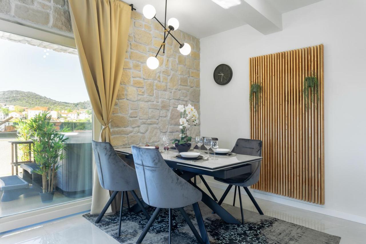 Teona Luxury Apartment With Jacuzzi And Terrace Sea View Sali  Kültér fotó