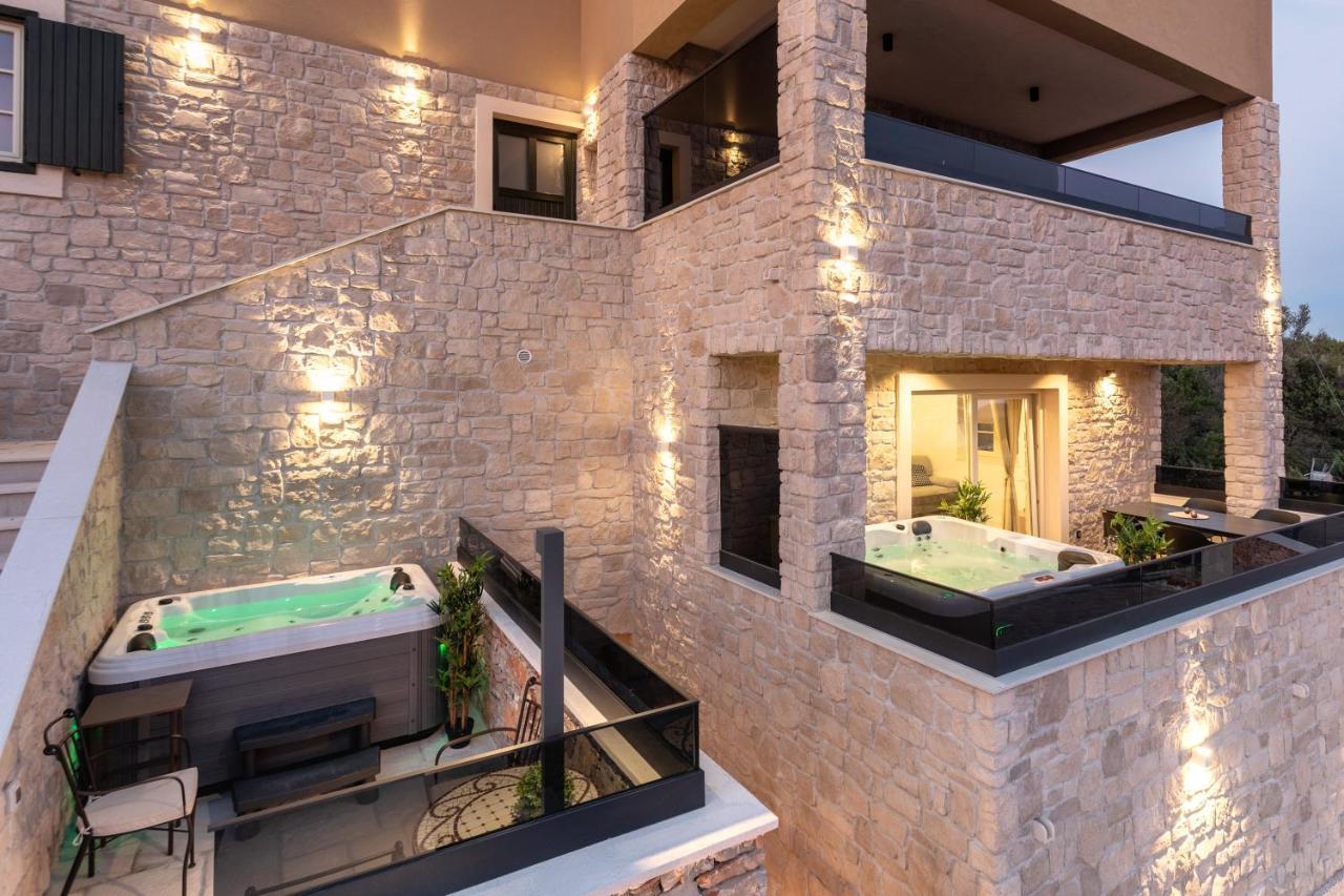Teona Luxury Apartment With Jacuzzi And Terrace Sea View Sali  Kültér fotó