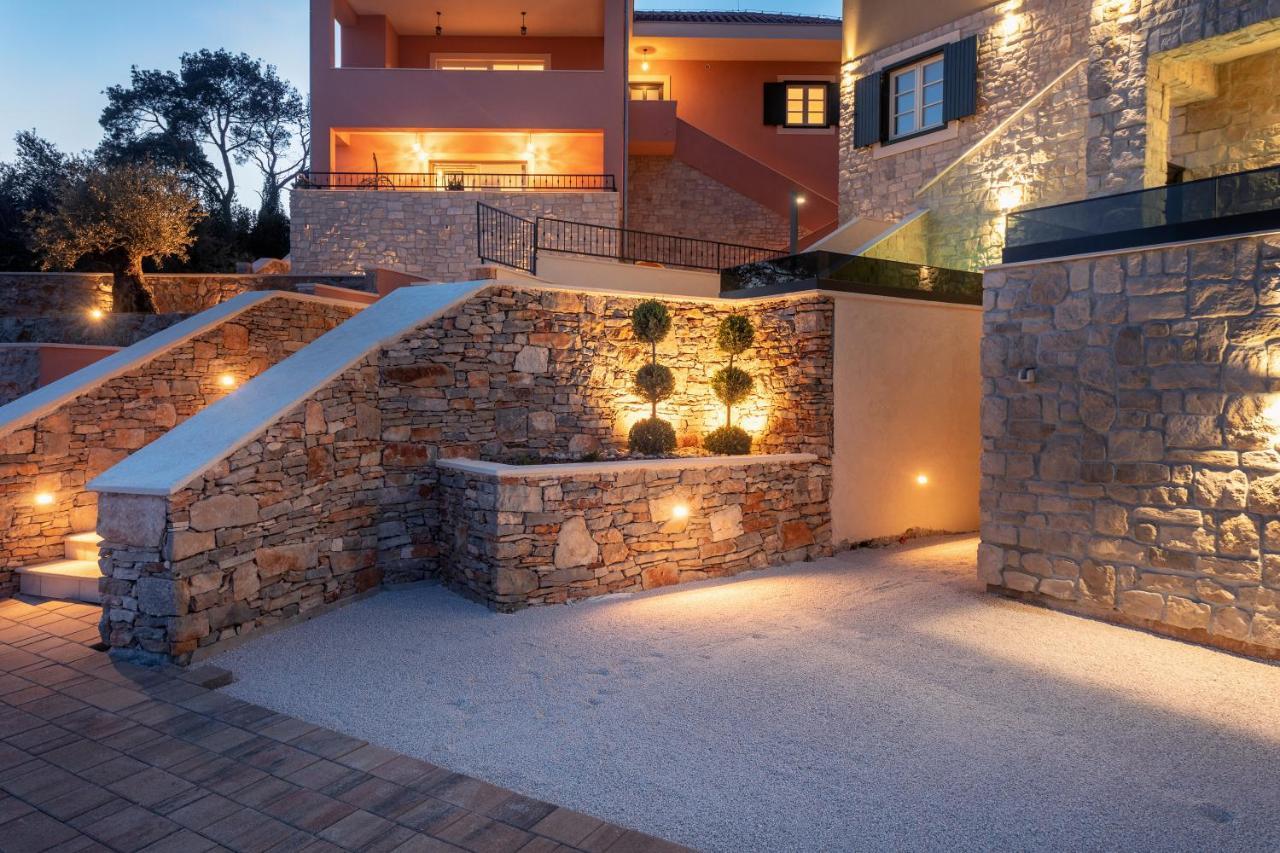 Teona Luxury Apartment With Jacuzzi And Terrace Sea View Sali  Kültér fotó